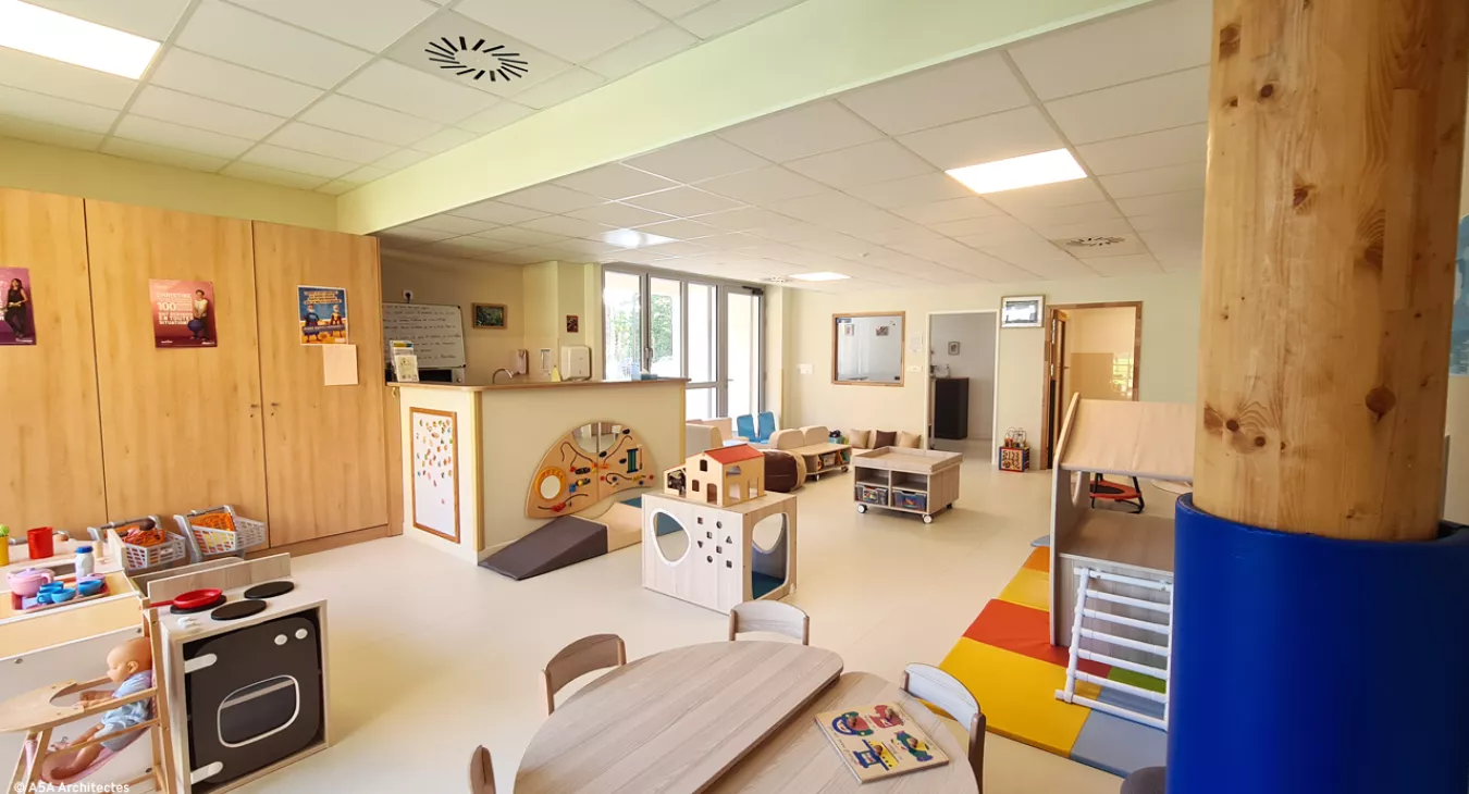 VOISIN LE BRETONNEUX 7